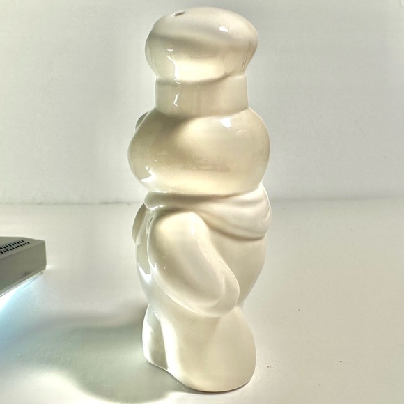 🔵 Pillsbury Doughboy Salt or Pepper Shaker - Picture 7 of 9